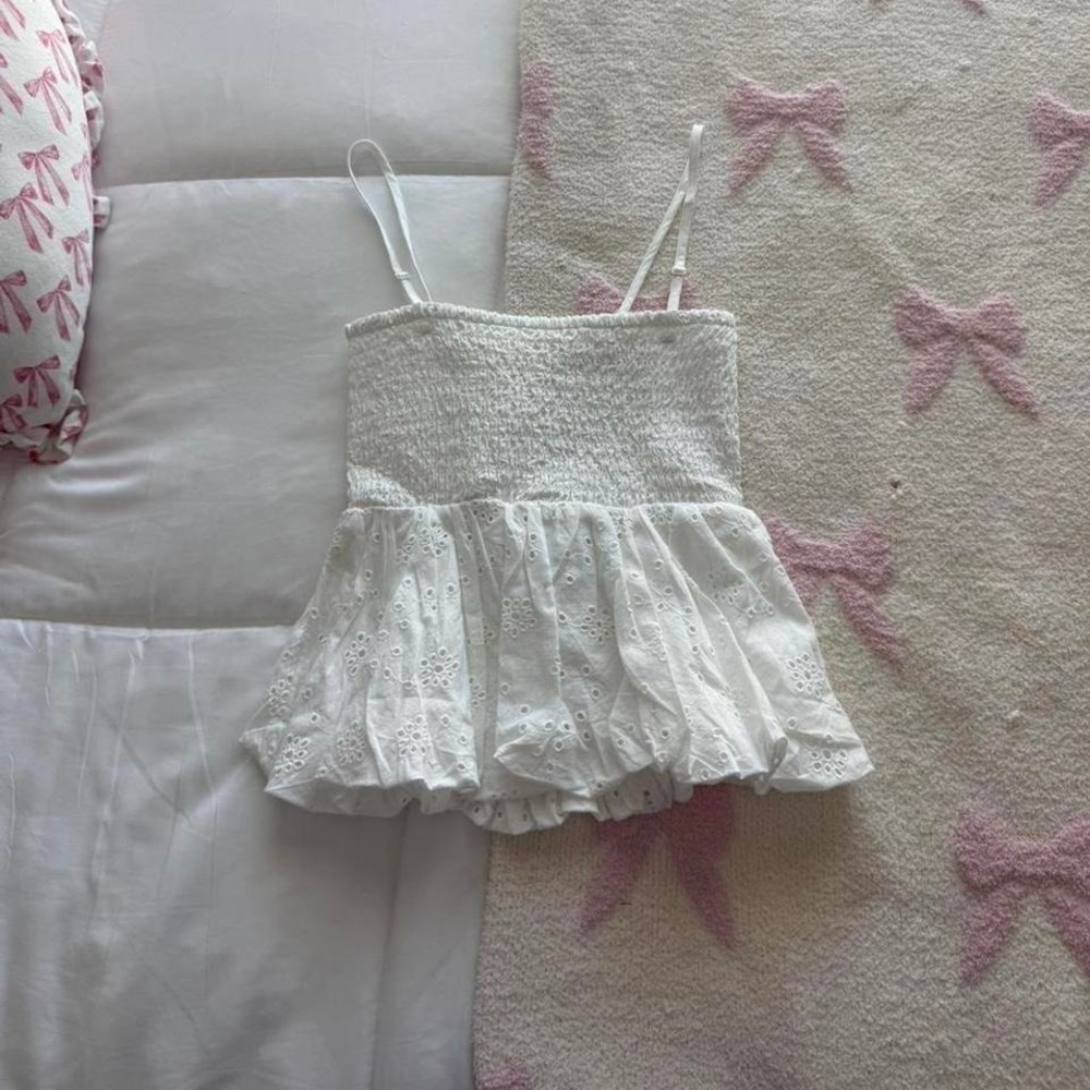 white babydoll top with lace detailing